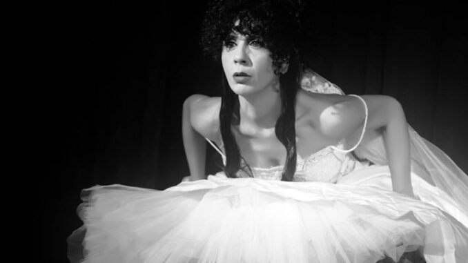 Antigone 1 (002)
