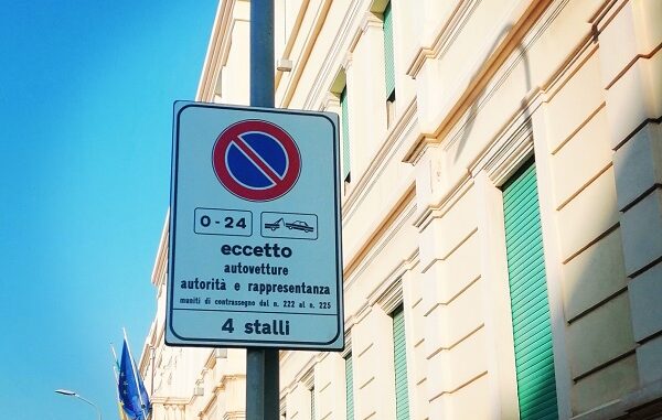 STALLO VIA DEI MILLE