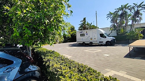 Il camper dell'Uici a Catania durante 'La prevenzione non va in vacanza' del 2024 (002)