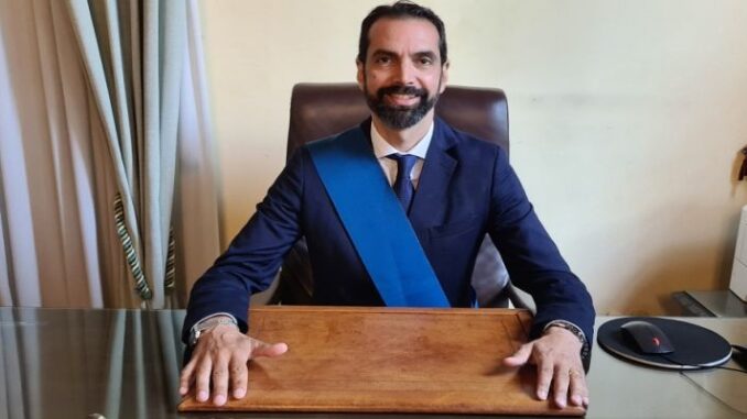 Basile sindaco metropolitano (002)