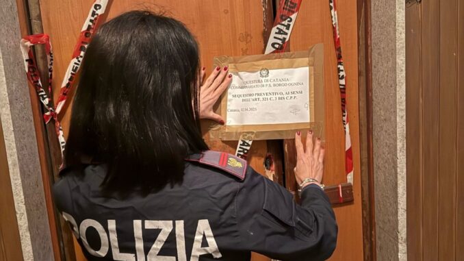dal-rito-al-rogo-tenta-un-rito-satanico-ma-da-fuoco-alla-casa.-71-salvato-e-denunciato-dalla-polizia-di-stato-