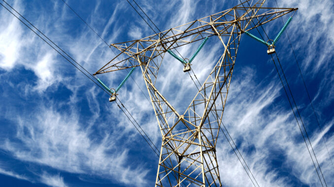 Traliccio energia elettrica