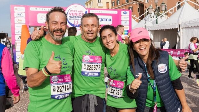Al traguardo di Riva Sette Martiri a Venezia con Giovanni Cosentino e i runners di Aviation Services