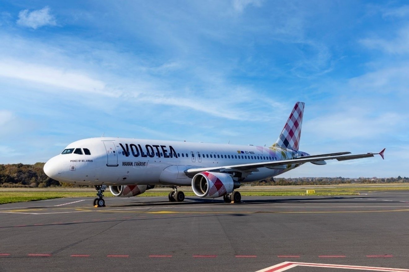 Voli low cost, i costi extra fanno aumentare il prezzo del biglietto ...